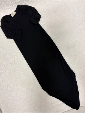 Spearmint love Black bamboo knotted Sleep Gown gender neutral 0/3m